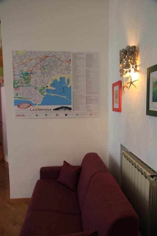 Ferienwohnung La Certosa Neapel Zimmer foto